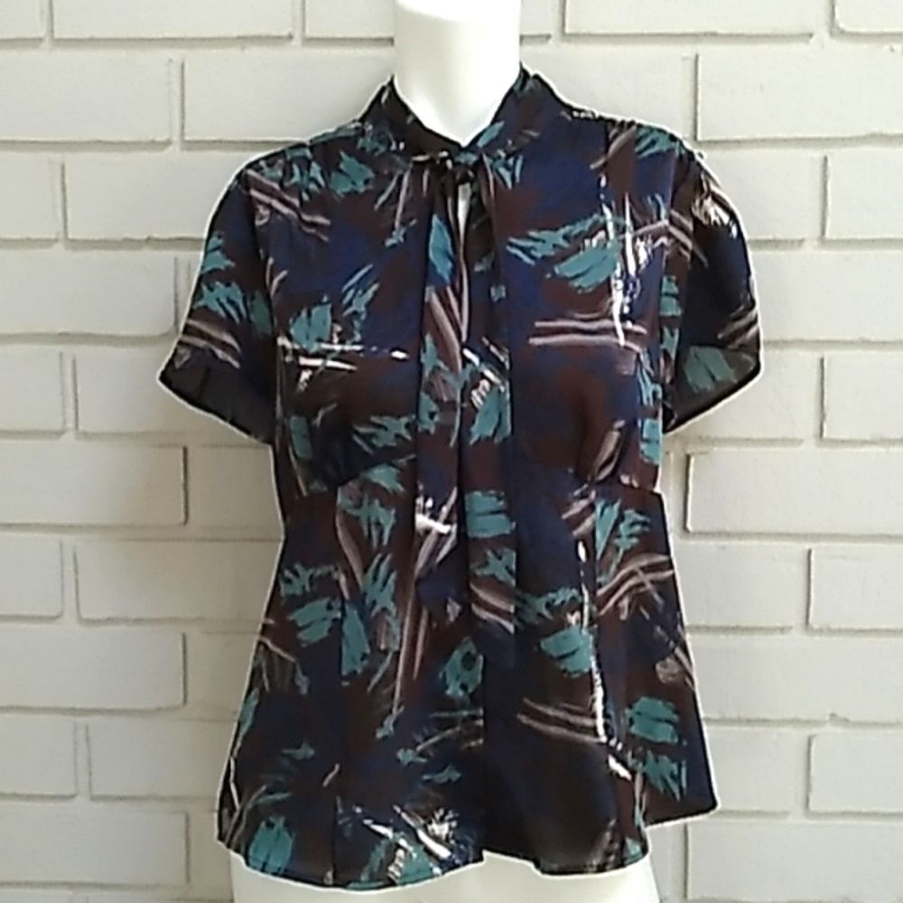 Apt 9 Silky Neck Tie Blouse. Size PL